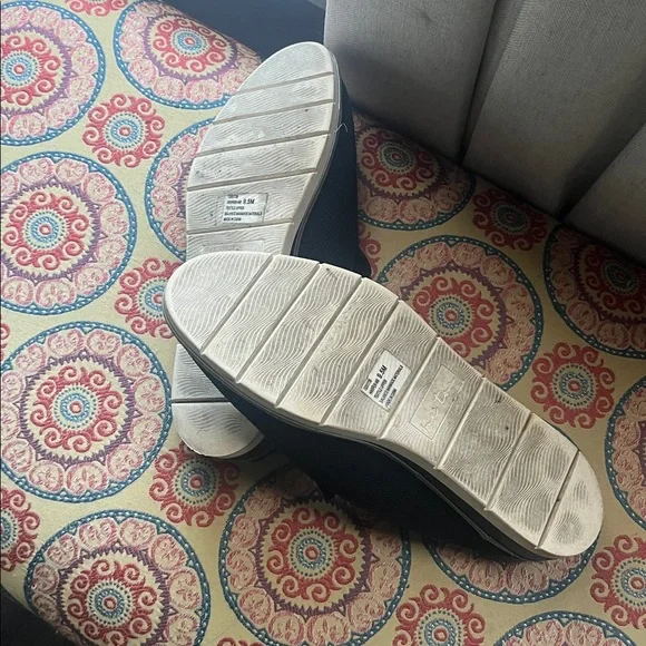 Mules canvas  slides ME TOO sz 9.5 cushion heels low wedge - Picture 6 of 9